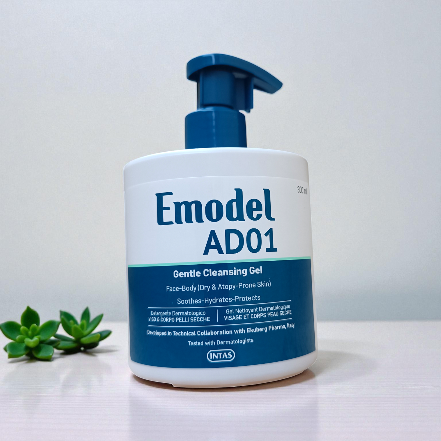 Emodel AD01 Gentle Cleansing Gel