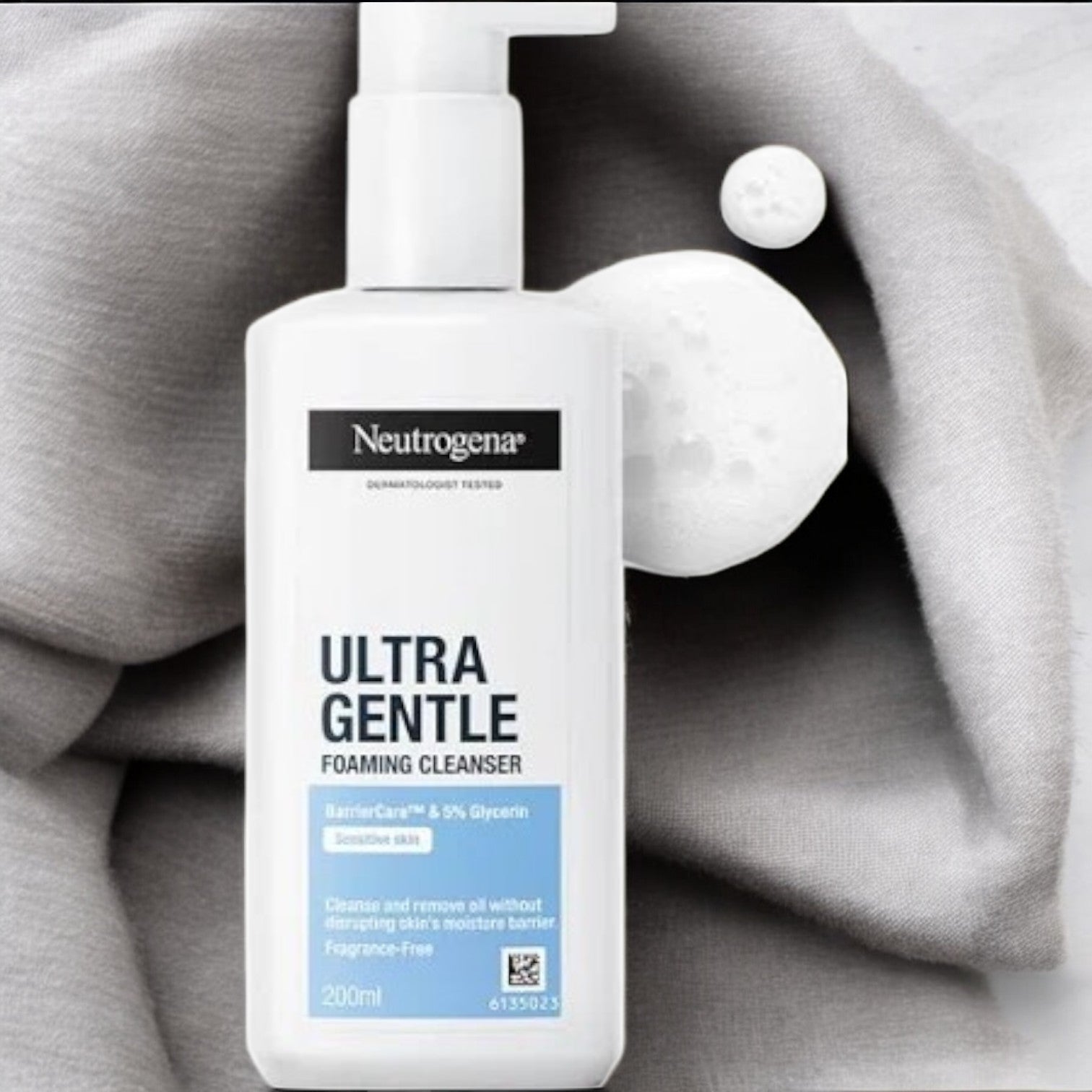 Neutrogena Ultra Gentle foaming Cleanser - Cosmosentials